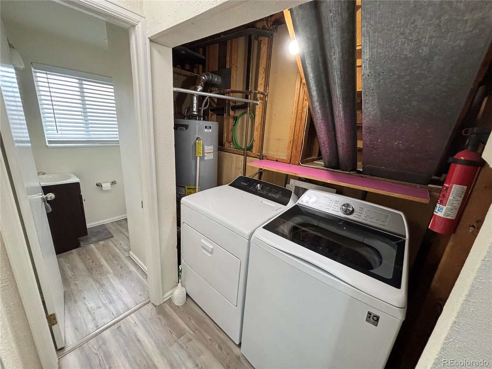 950 S Waco Way Aurora CO 80017 | MLS #REC3597263 08162026233732 1600 15