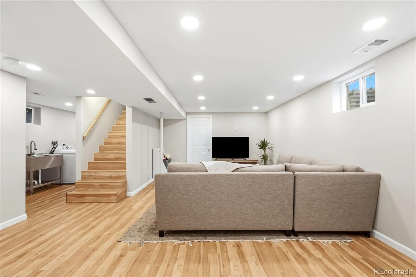 1330 S Ivanhoe Way Denver CO 80224 | MLS #REC3599580 08282026212217 1600 28