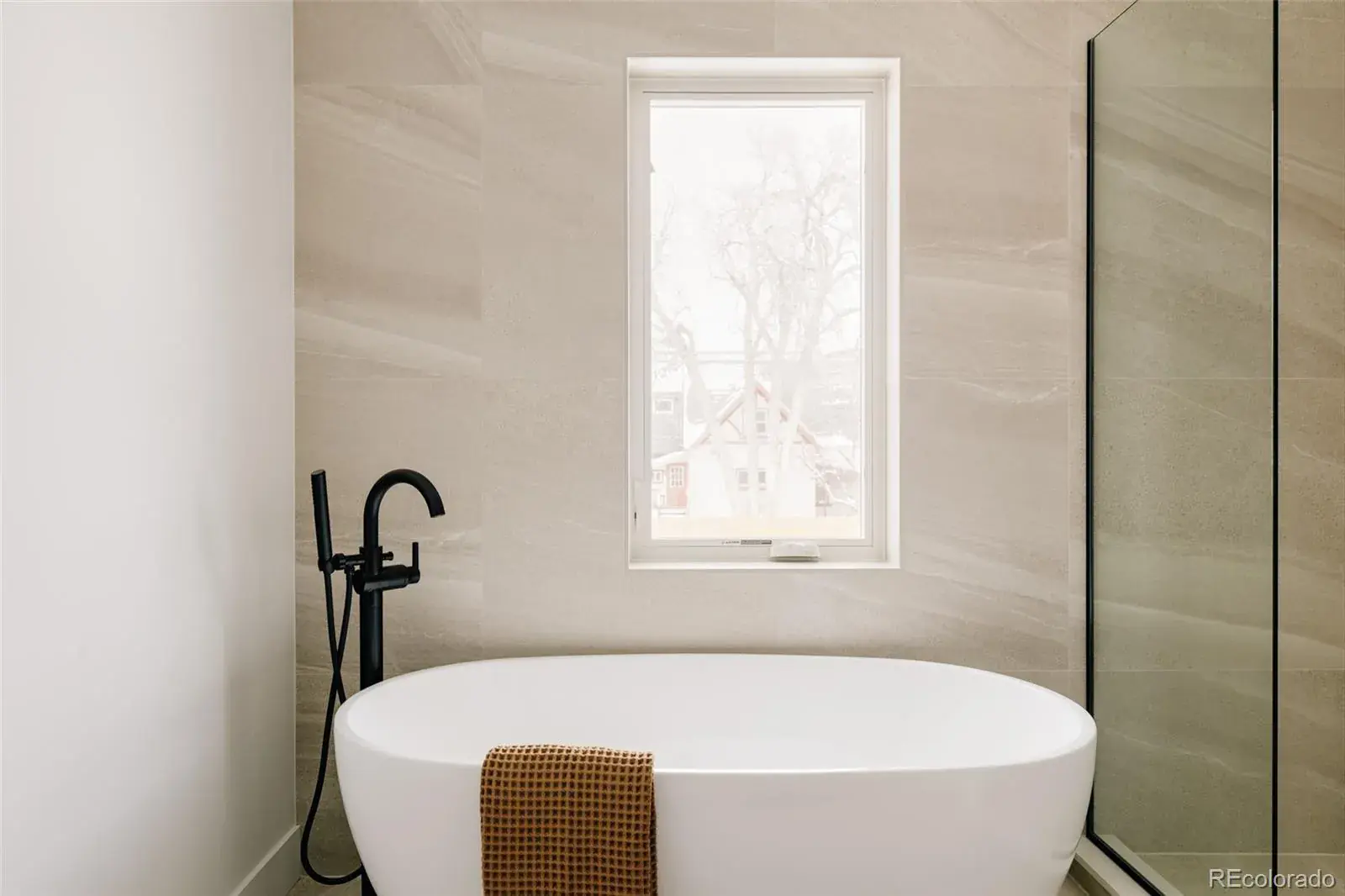 03042026154203 1600 25