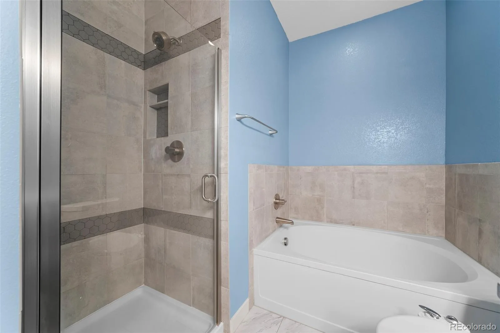 9569 Pearl Circle #201 Parker CO 80134 | MLS #REC3602898 08062026225806 1600 20