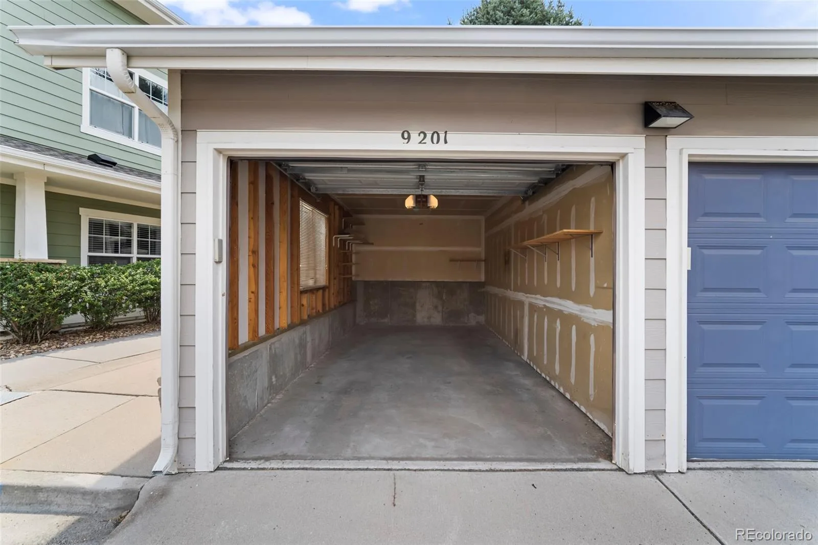 9569 Pearl Circle #201 Parker CO 80134 | MLS #REC3602898 08062026225806 1600 32