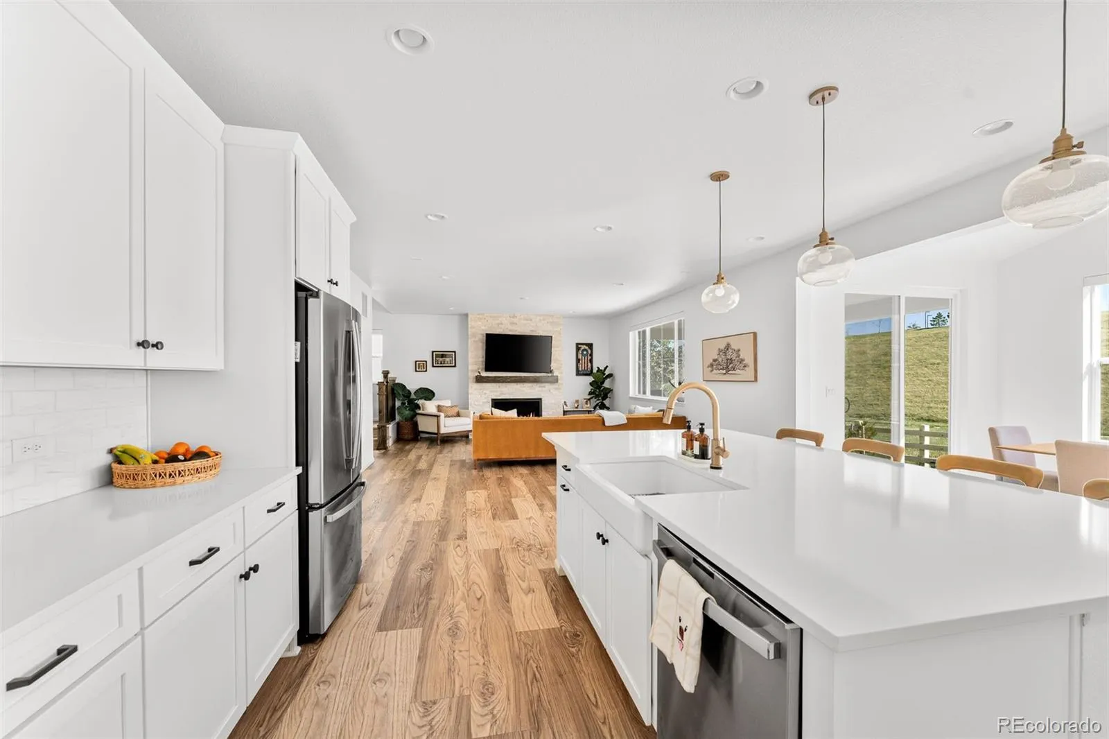 7281 S Vandriver Way Aurora CO 80016 MLS #REC3603292 05142026211343 1600 12