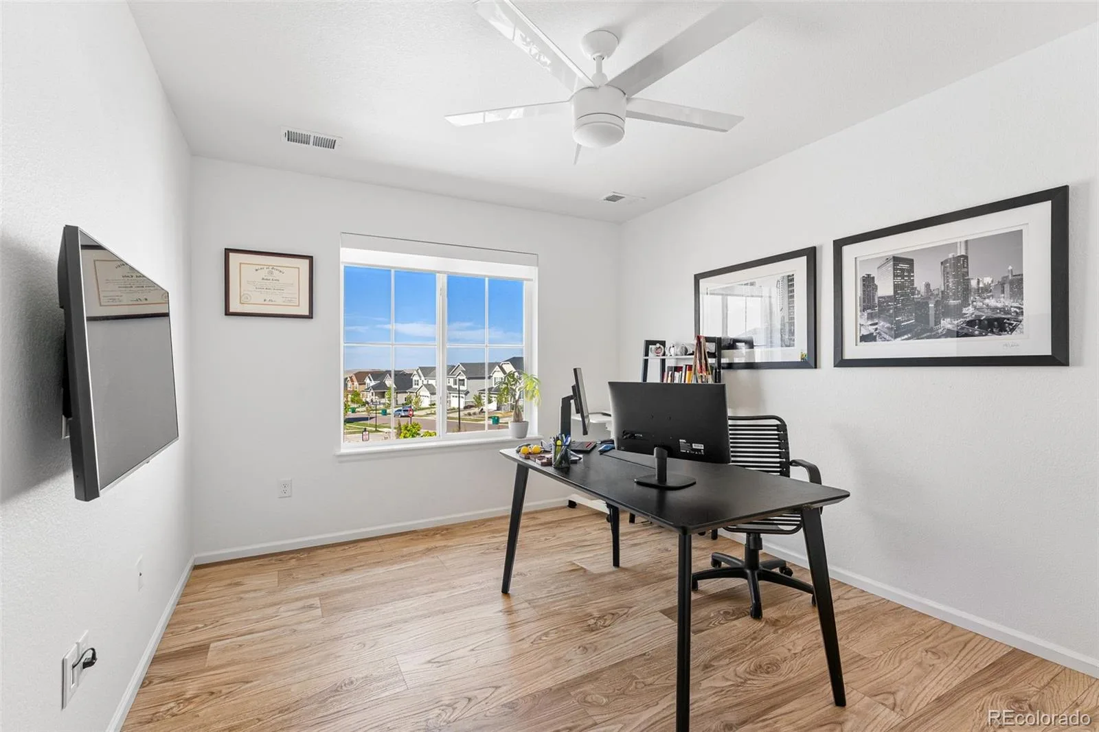 7281 S Vandriver Way Aurora CO 80016 | MLS #REC3603292 08152026194832 1600 28