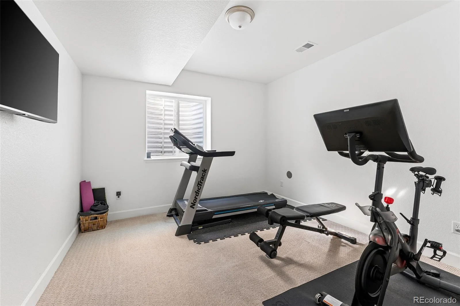 7281 S Vandriver Way Aurora CO 80016 | MLS #REC3603292 08152026194832 1600 32