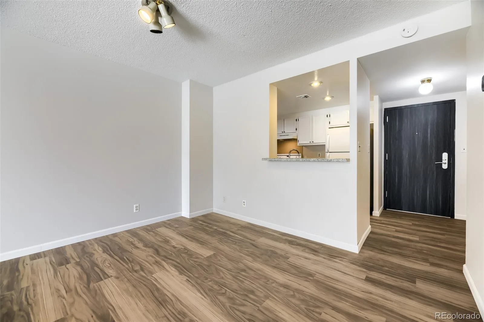 1777 Larimer Street #2105 Denver CO 80202 MLS #REC3607395 07132026051519 1600 4