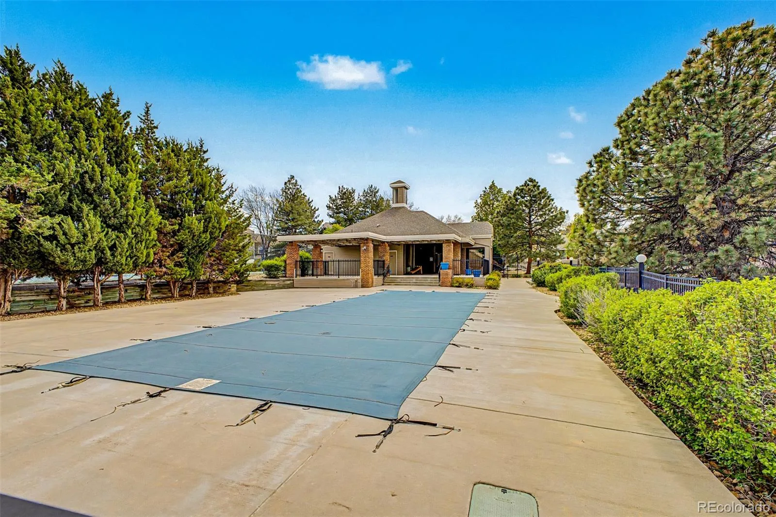 5868 W Asbury Place Lakewood CO 80227 | MLS #REC3609720 08012026165538 1600 33