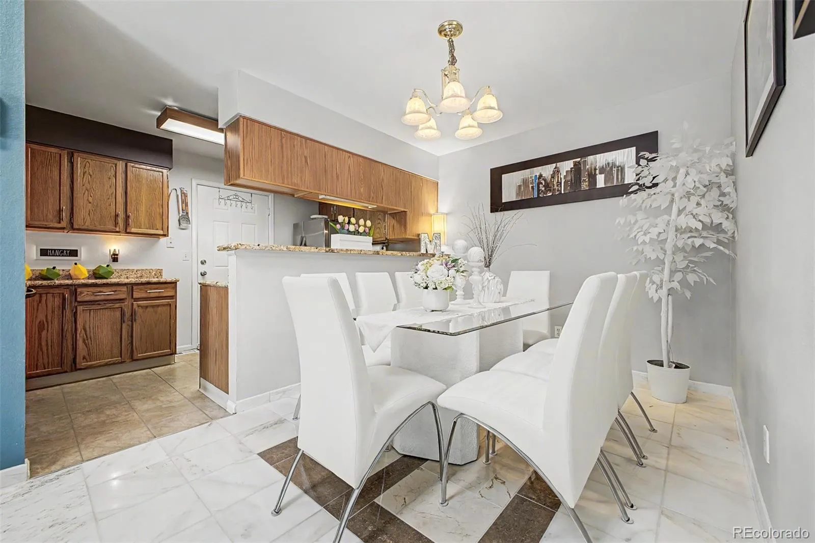5868 W Asbury Place Lakewood CO 80227 | MLS #REC3609720 08012026165538 1600 8