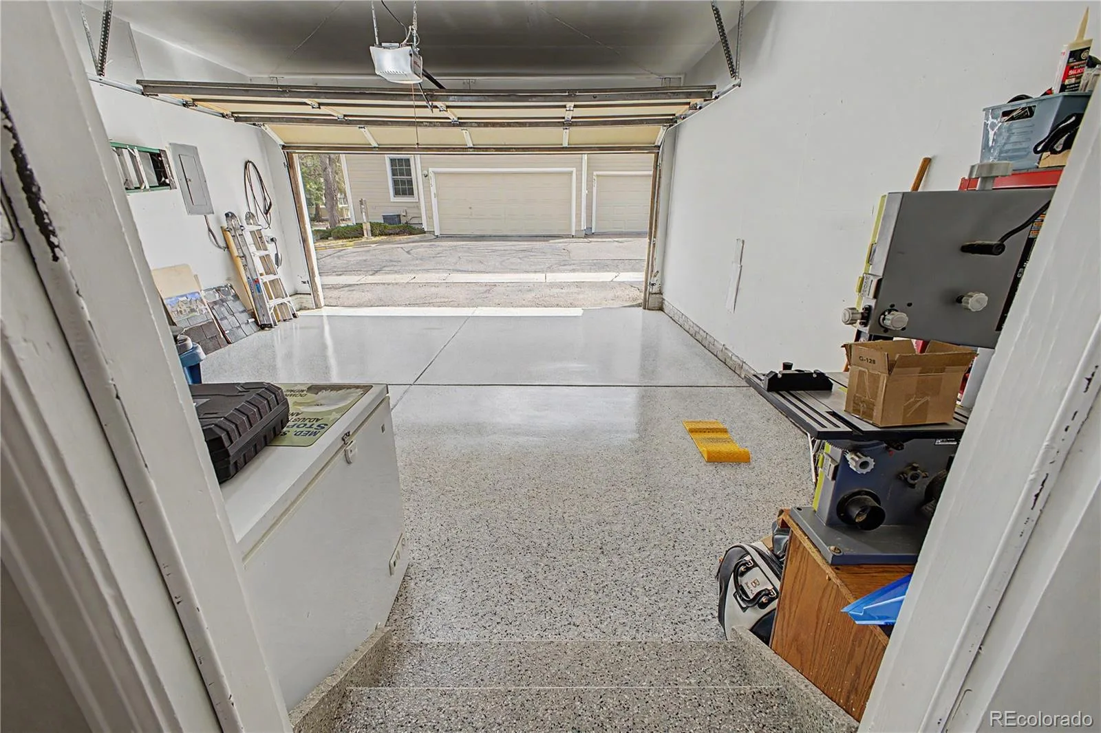 5868 W Asbury Place Lakewood CO 80227 | MLS #REC3609720 08012026165538 1600 9