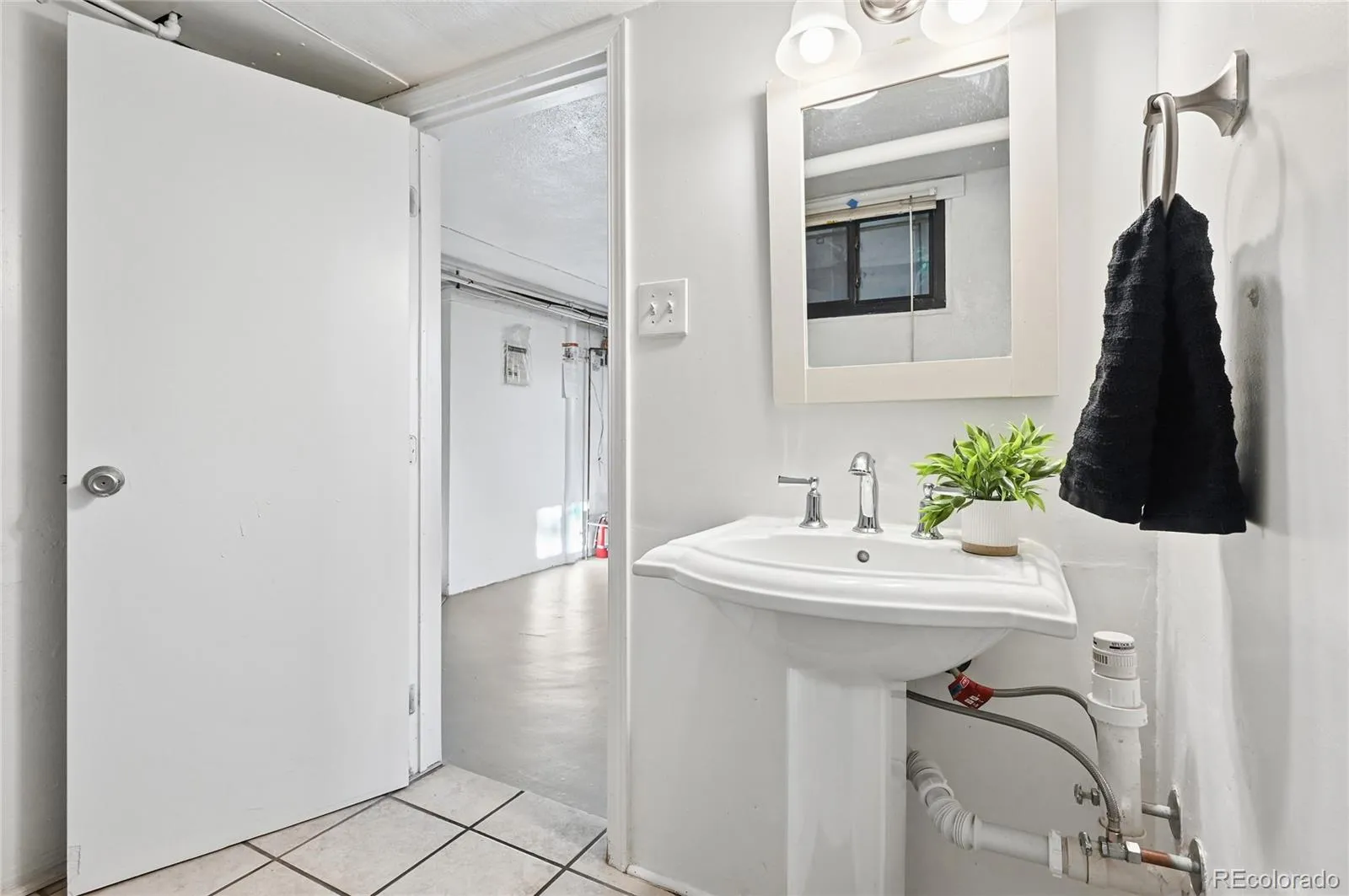 925 S University Boulevard Denver CO 80209 MLS #REC3611247 05252026200842 1600 22