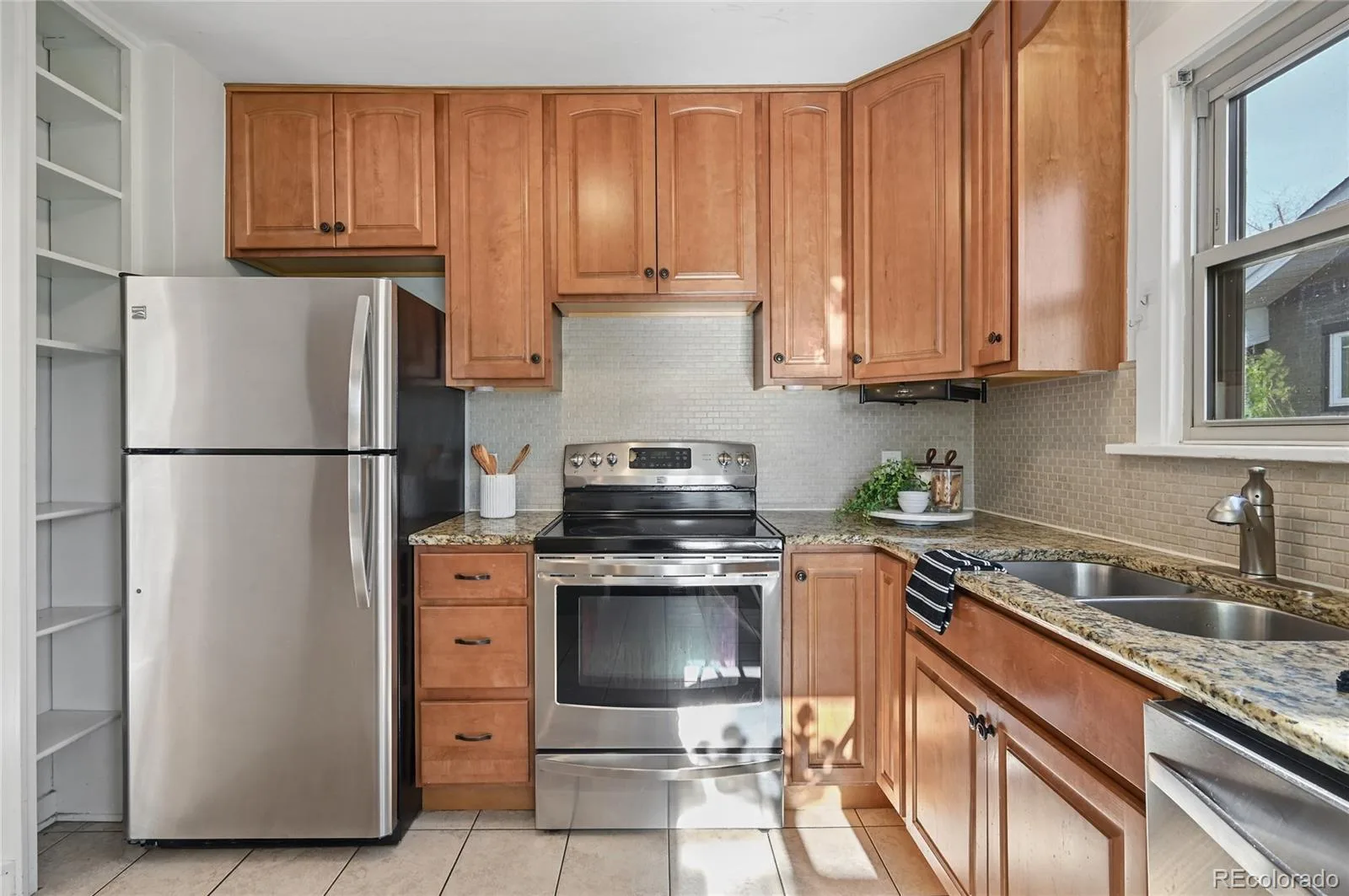 925 S University Boulevard Denver CO 80209 MLS #REC3611247 06262026221650 1600 12