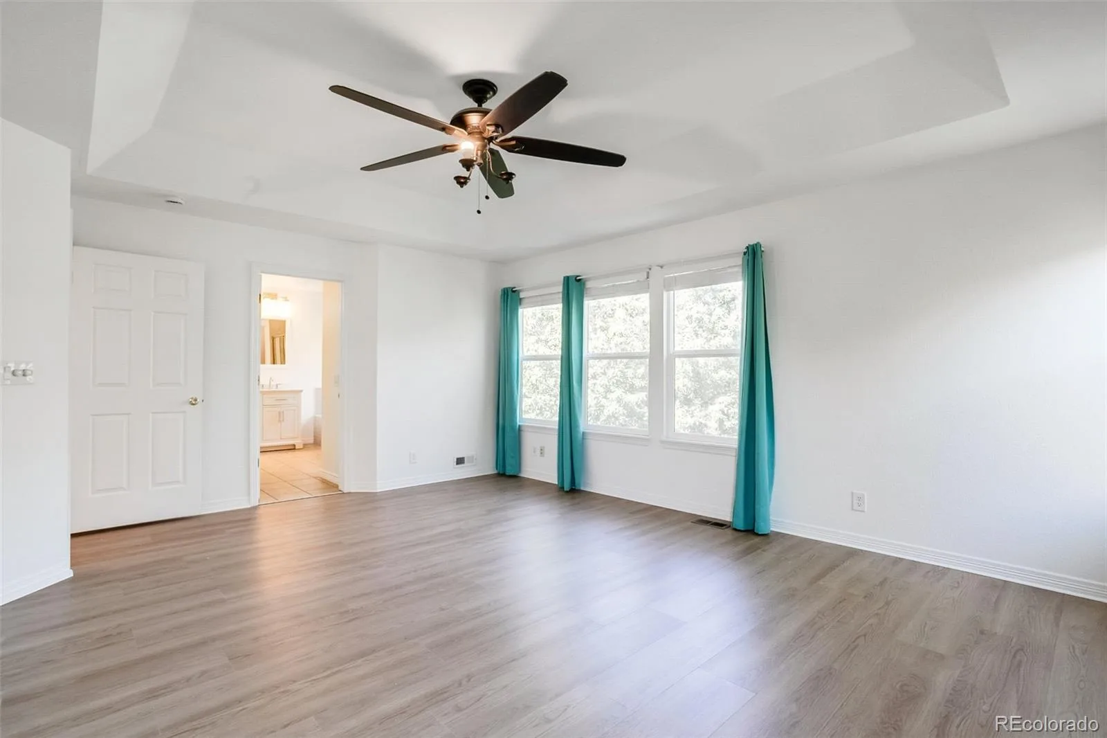 9633 E Caley Circle Englewood CO 80111 MLS #REC3611677 06242026230133 1600 24