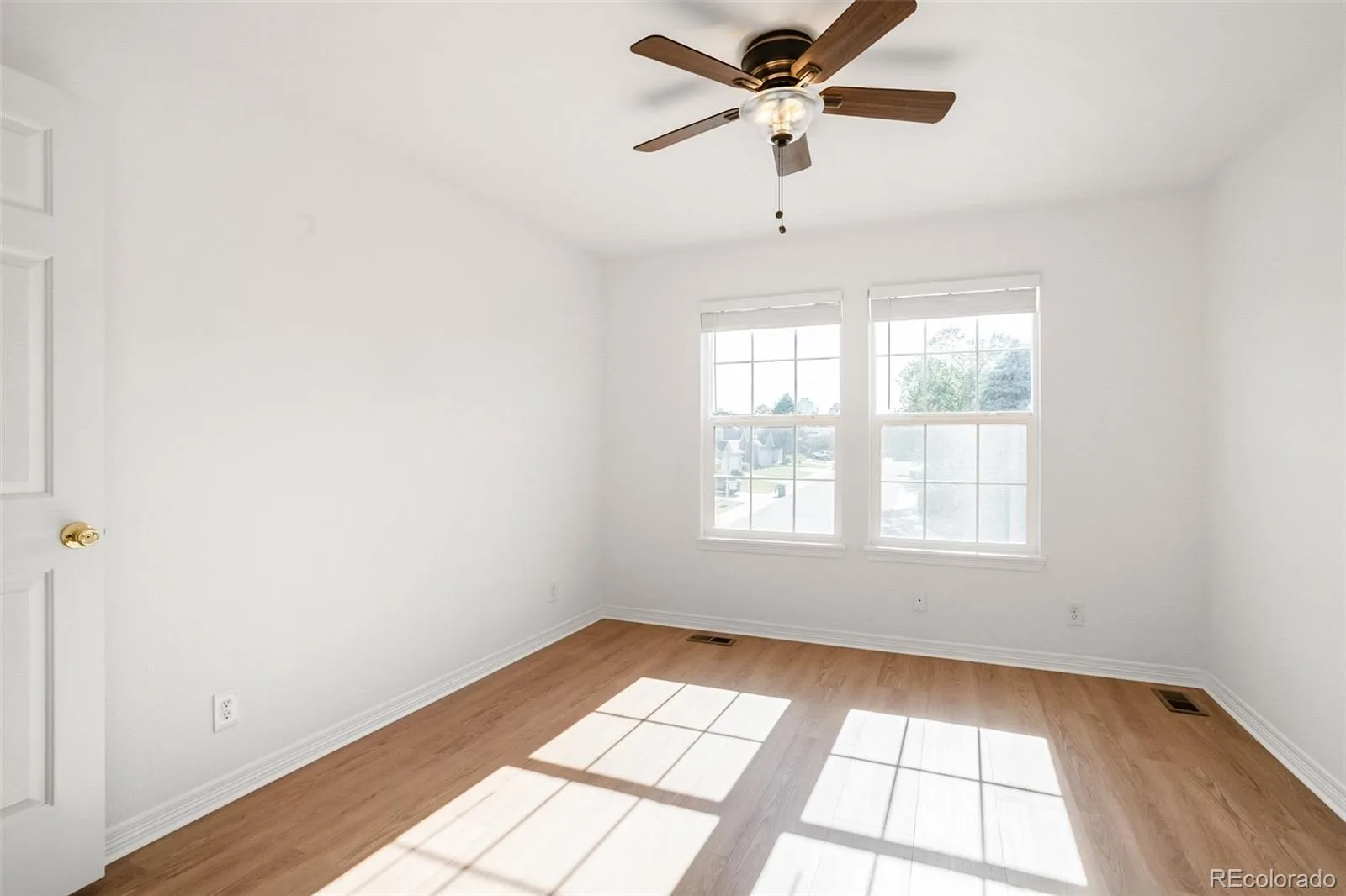 9633 E Caley Circle Englewood CO 80111 MLS #REC3611677 06242026230133 1600 33