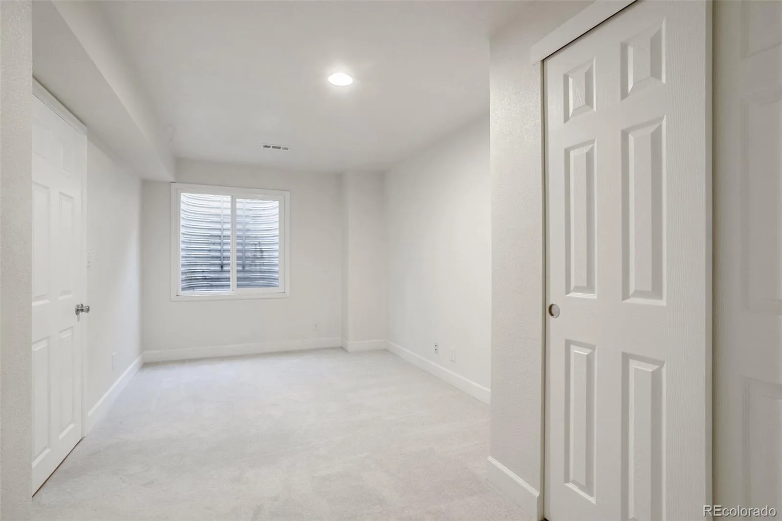 9633 E Caley Circle Englewood CO 80111 MLS #REC3611677 06242026230133 1600 39