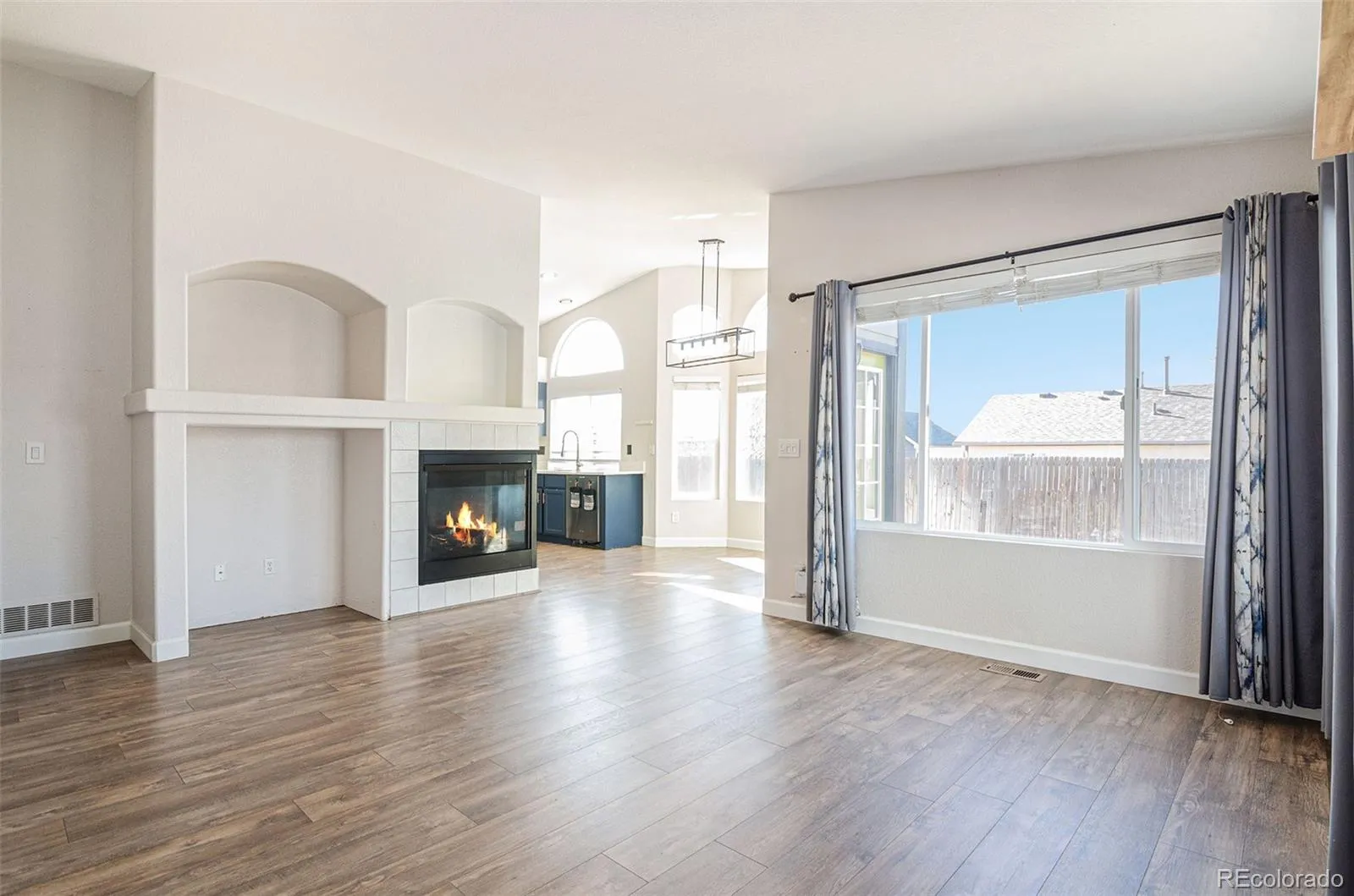 04032026225040 1600 10