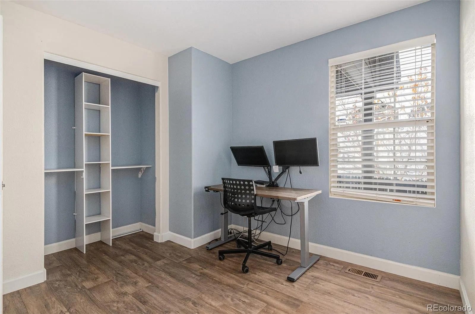 04032026225040 1600 19