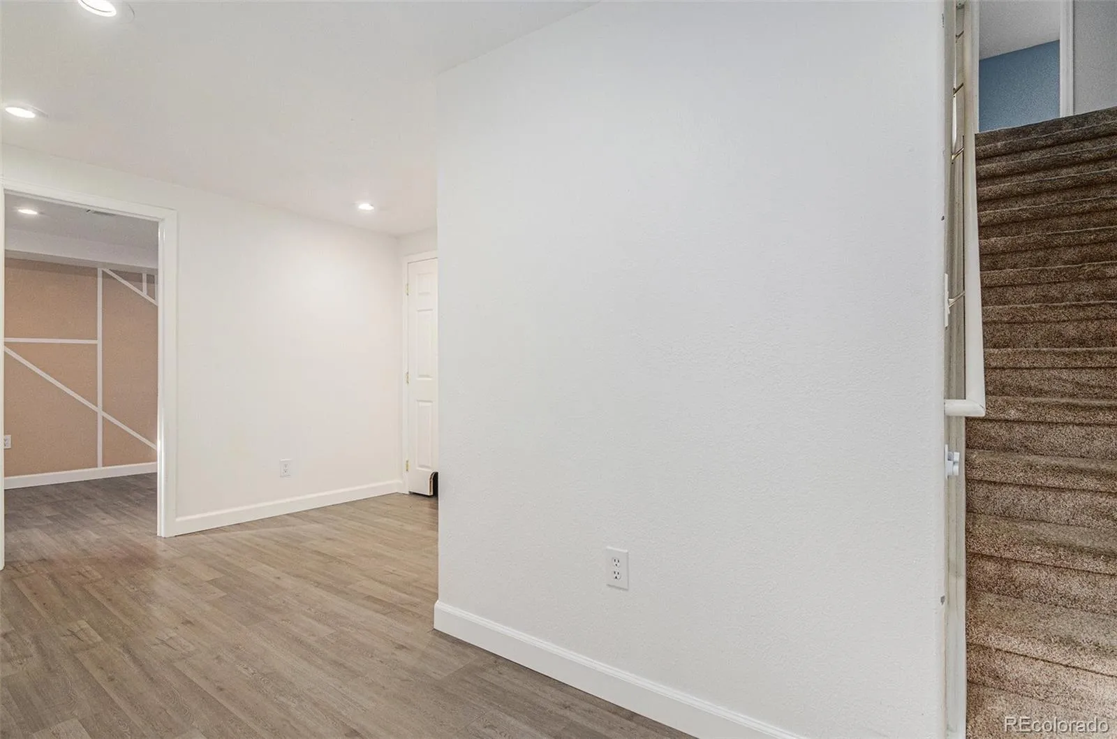 04032026225040 1600 24