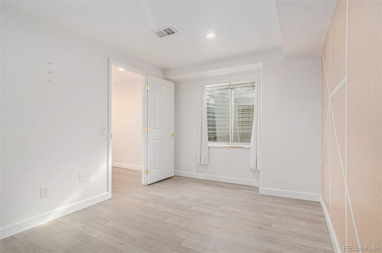 04032026225040 1600 25