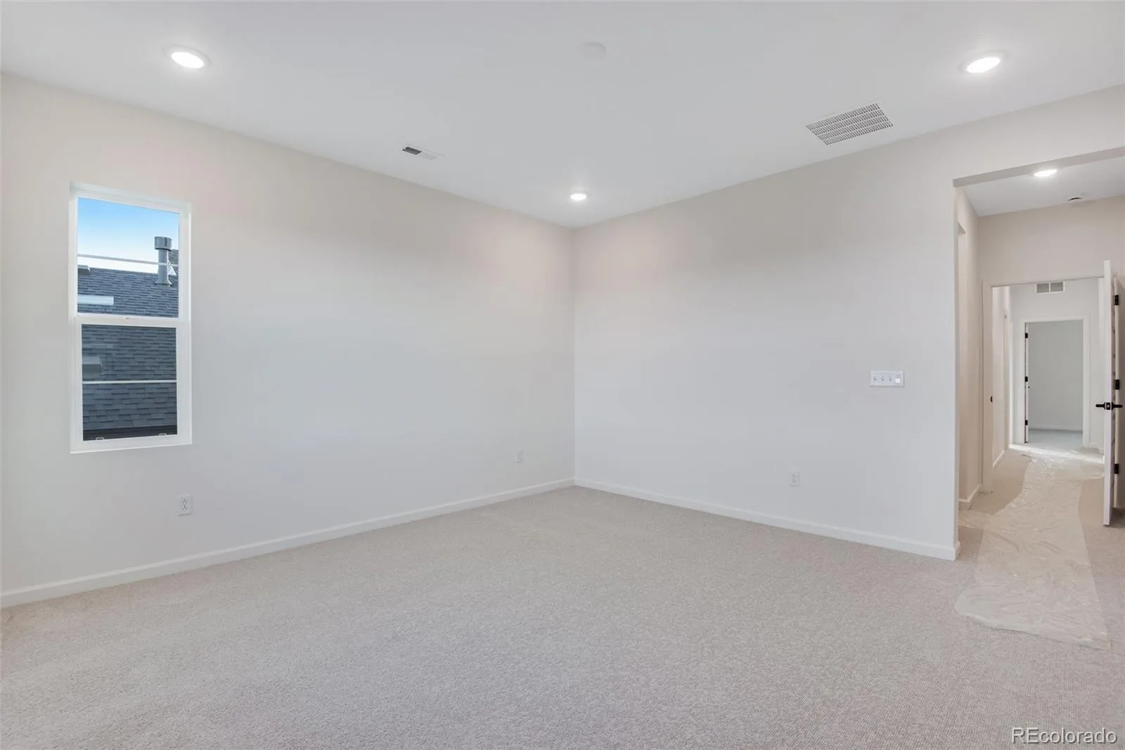 8556 Eckley Street Littleton CO 80125 | MLS #REC3613674 06092026011257 1600 45