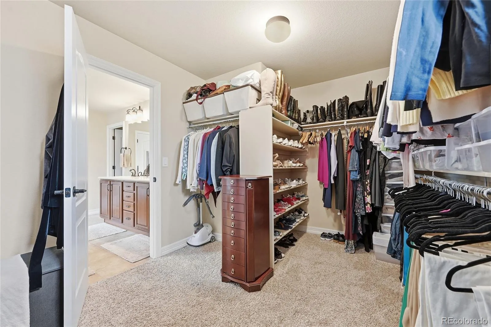 6000 S Little River Way Aurora CO 80016 MLS #REC3614393 05022026161917 1600 23