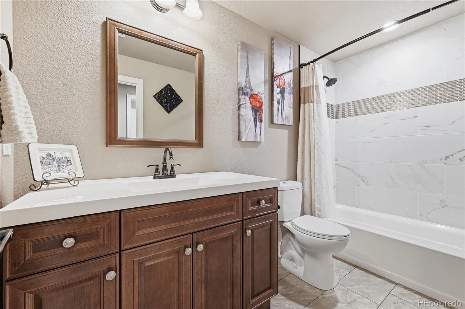 6000 S Little River Way Aurora CO 80016 MLS #REC3614393 05022026161917 1600 40