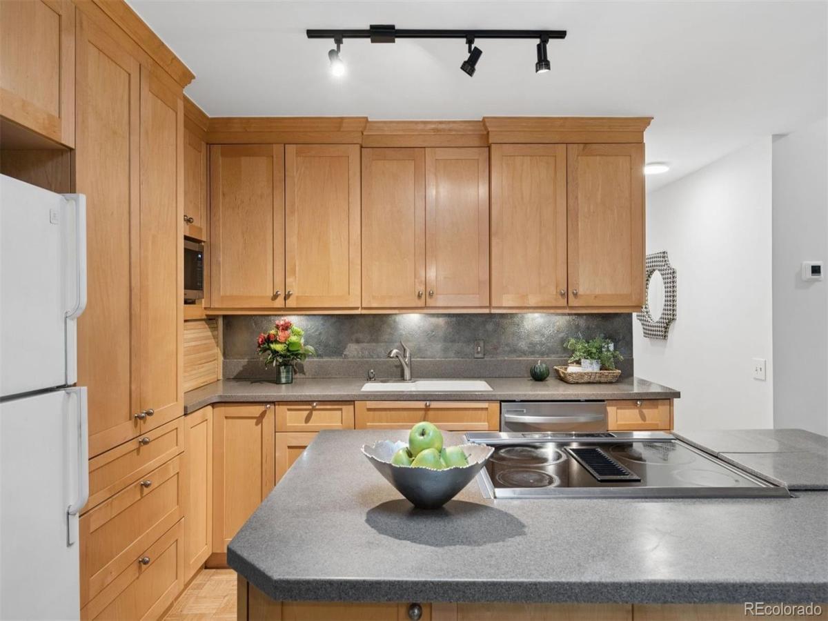 9821 E Walsh Place Denver CO 80247 | MLS #REC3614789 MLS #REC3614789 image #0