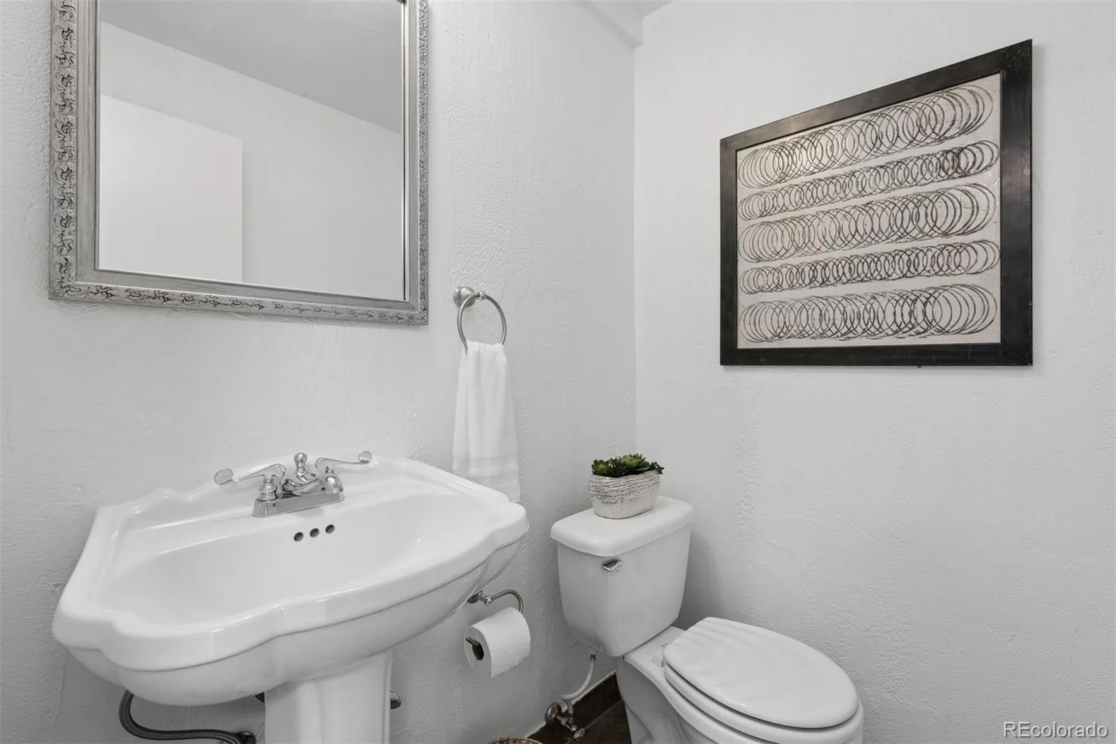 9821 E Walsh Place Denver CO 80247 | MLS #REC3614789 10172026164300 1600 18