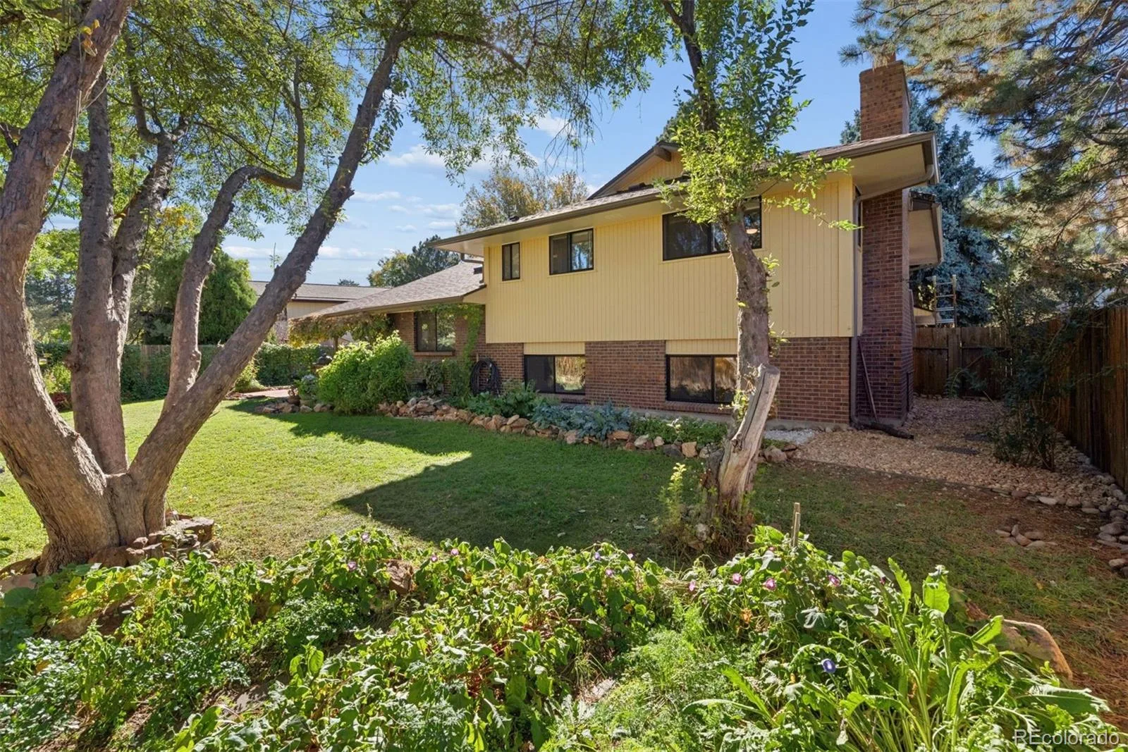 9821 E Walsh Place Denver CO 80247 | MLS #REC3614789 10172026164300 1600 28