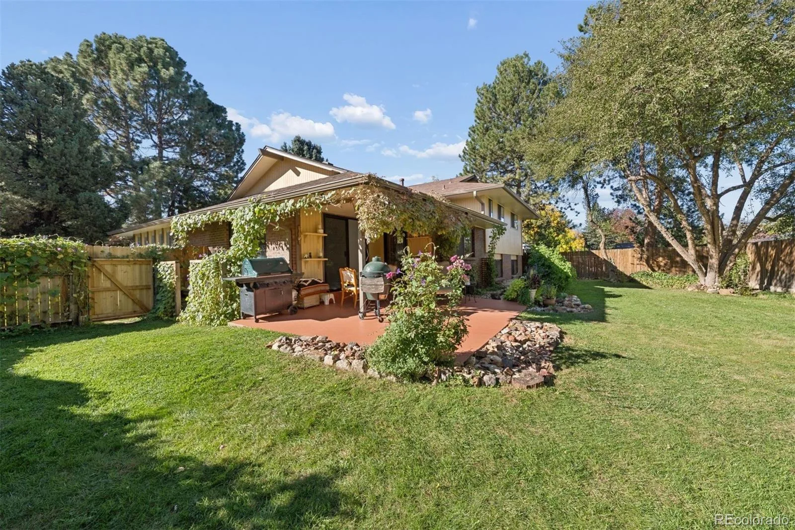 9821 E Walsh Place Denver CO 80247 | MLS #REC3614789 10172026164300 1600 7