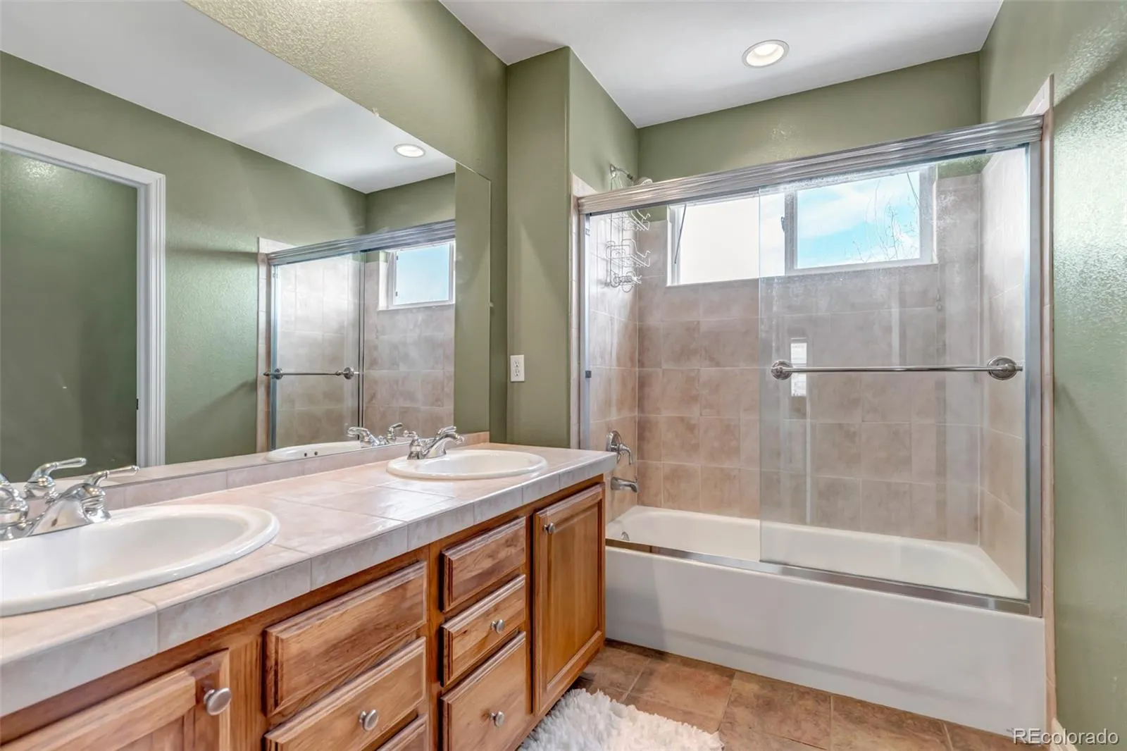 3188 Soaring Eagle Lane Castle Rock CO 80109 MLS #REC3615484 04202026165323 1600 27