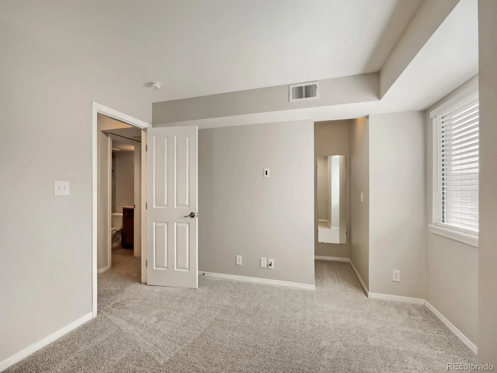 6380 S Boston Street #8-283 Greenwood Village CO 80111 | MLS #REC3618916 08172026222934 1600 22