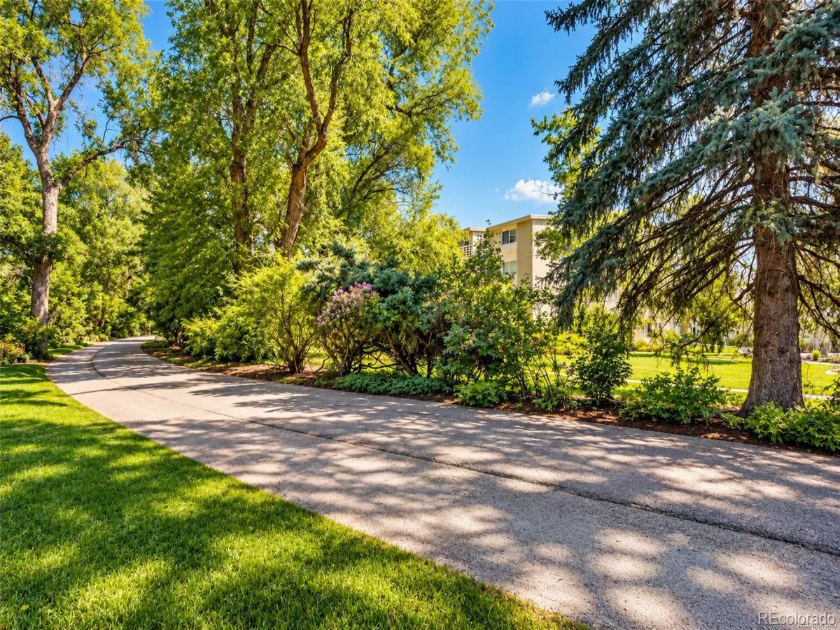 620 S Alton Way #7A Denver CO 80247 | MLS #REC3620915 10102026160732 1200 19