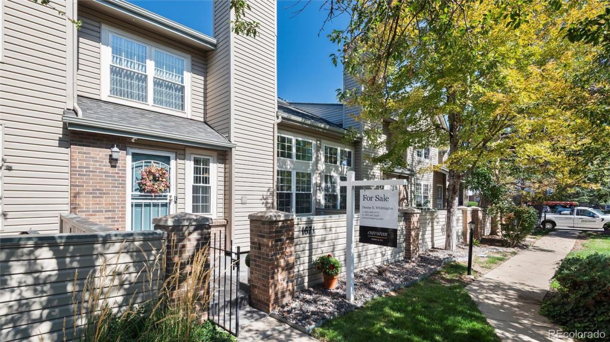 1671 S Fulton Street Aurora CO 80247 | MLS #REC3621046 MLS #REC3621046 image #0