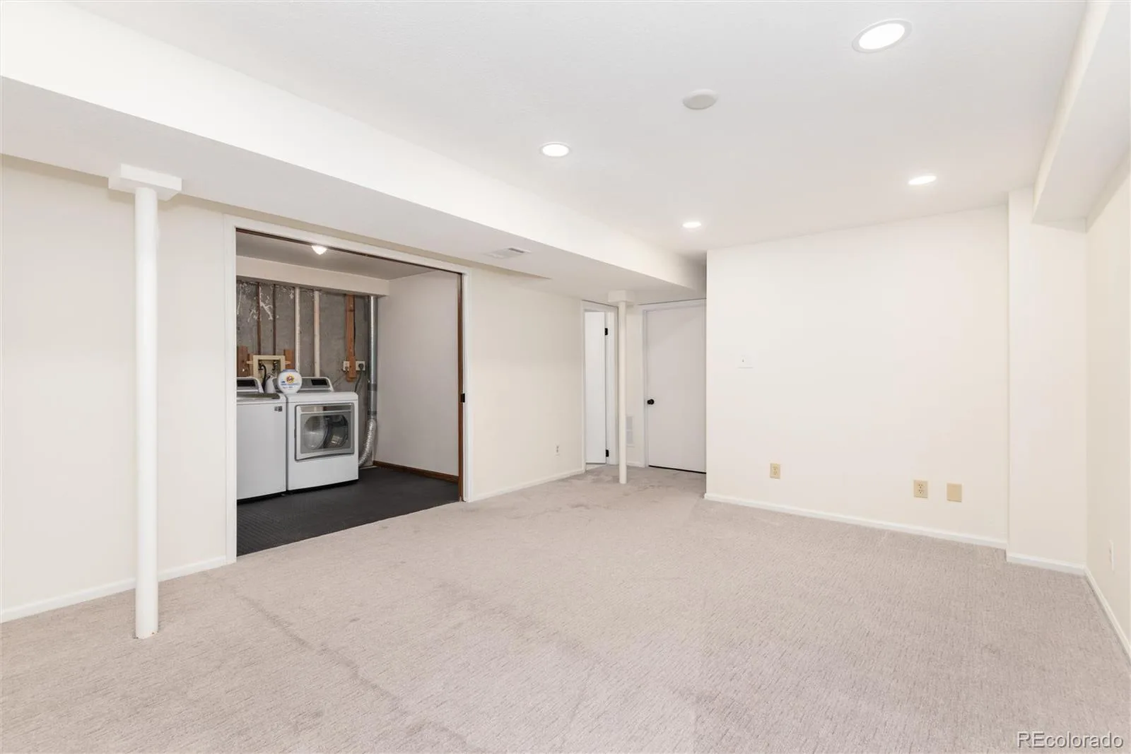 1671 S Fulton Street Aurora CO 80247 | MLS #REC3621046 10022026194657 1600 31