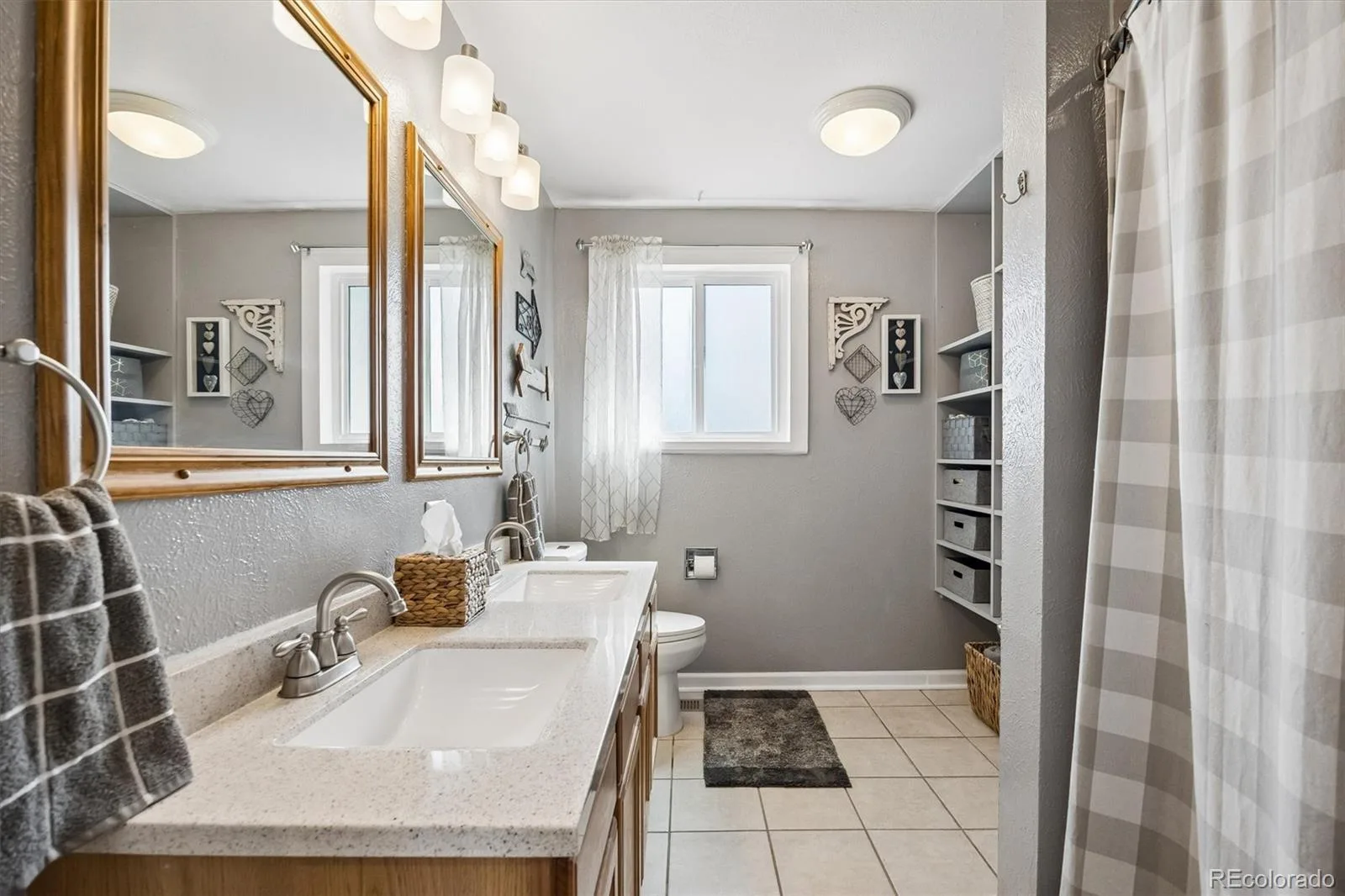 15882 E Girard Place Aurora CO 80013 | MLS #REC3623248 09302026195655 1600 11