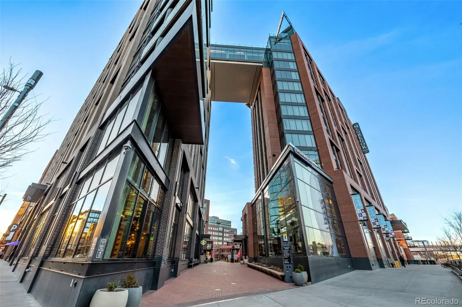 03042026171716 1600 32