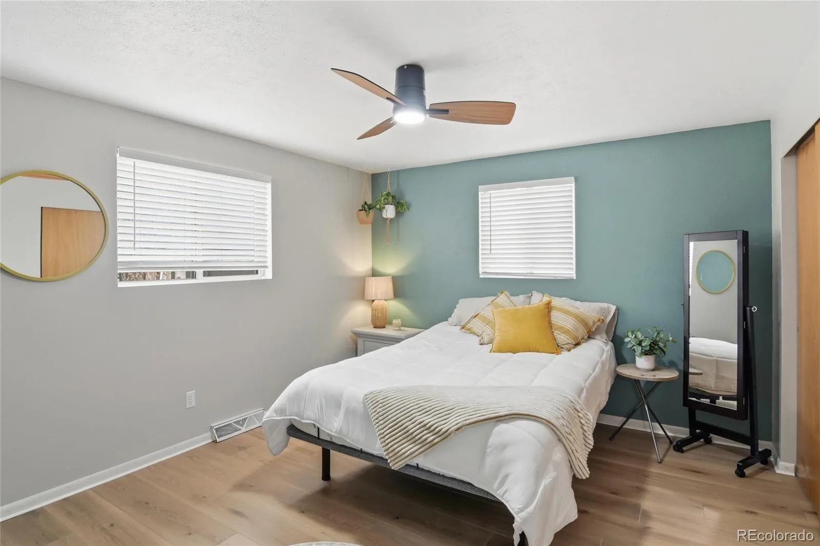 4737 S Pennsylvania Street Englewood CO 80113 | MLS #REC3629986 07112026165353 1600 13