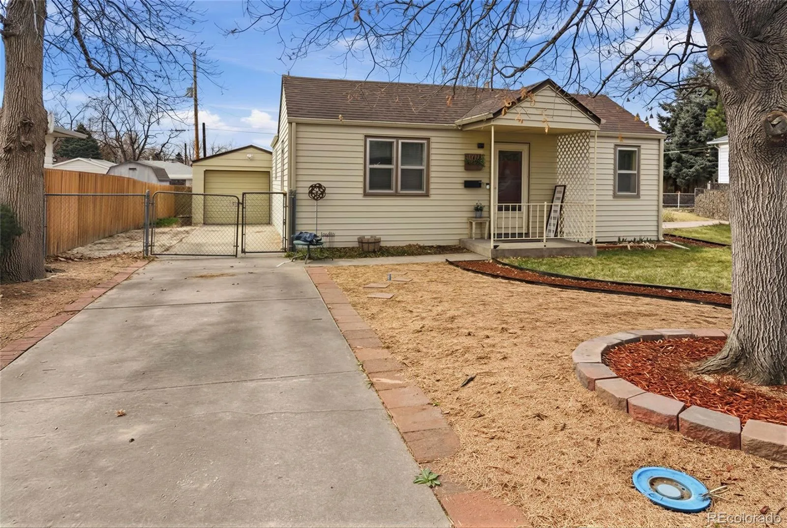 4737 S Pennsylvania Street Englewood CO 80113 | MLS #REC3629986 07112026165353 1600 2