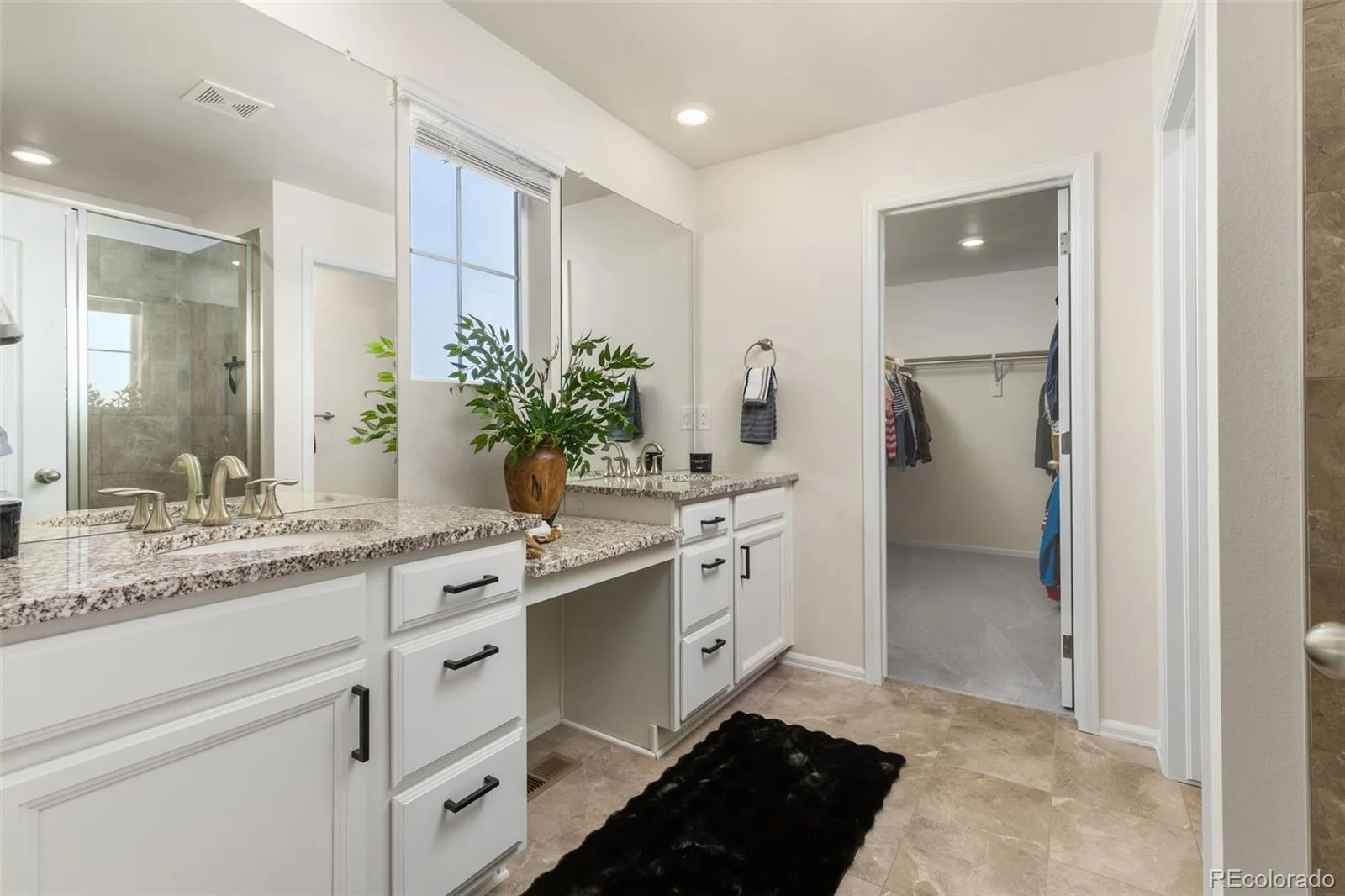 26265 E Canal Place Aurora CO 80018 | MLS #REC3630026 08172026182159 1600 14