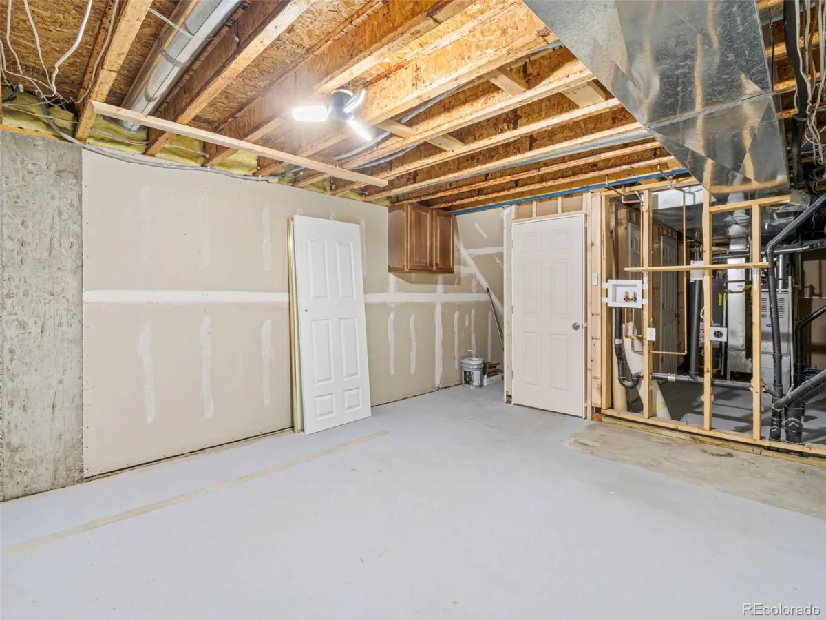 1954 Oakcrest Circle Castle Rock CO 80104 | MLS #REC3630517 08092026165357 1200 24