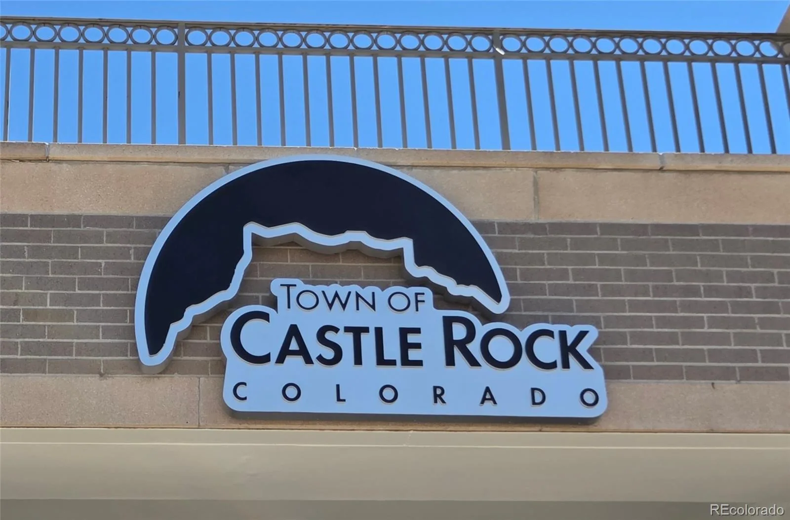 1954 Oakcrest Circle Castle Rock CO 80104 | MLS #REC3630517 08092026165357 1600 32