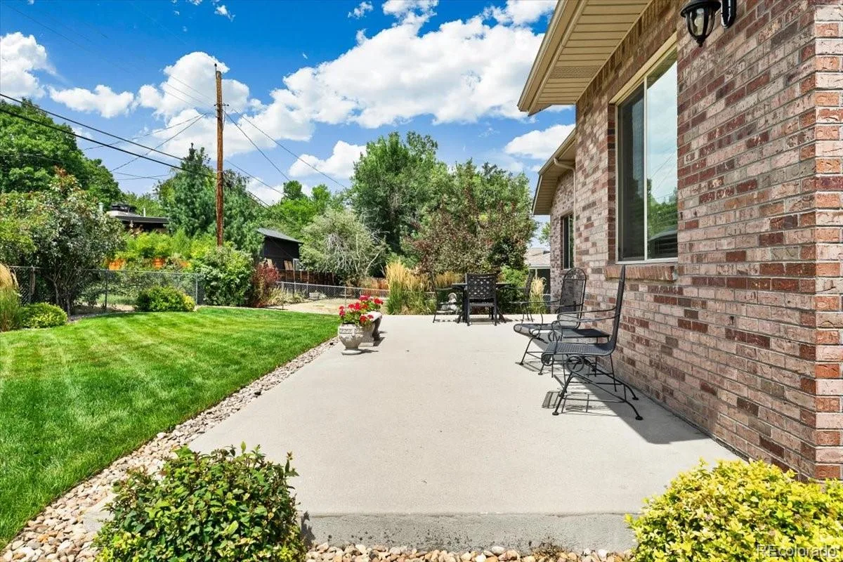 1075 Yank Street Golden CO 80401 | MLS #REC3633621 08122026160758 1200 25