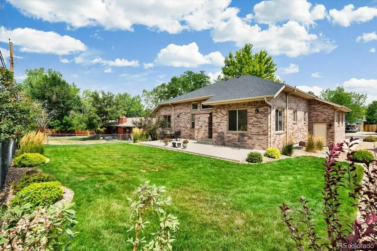 1075 Yank Street Golden CO 80401 | MLS #REC3633621 08122026160758 1200 26