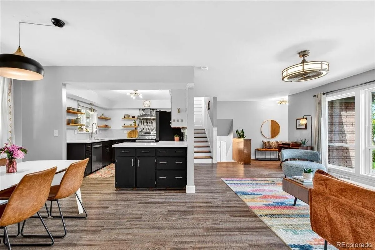 325 W Midway Boulevard Broomfield CO 80020 MLS #REC3634607 05242026213805 1200 14