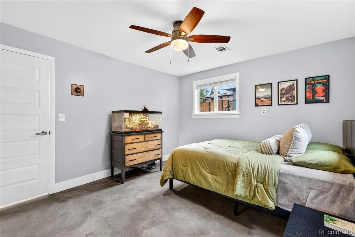 325 W Midway Boulevard Broomfield CO 80020 MLS #REC3634607 05242026213805 1200 33