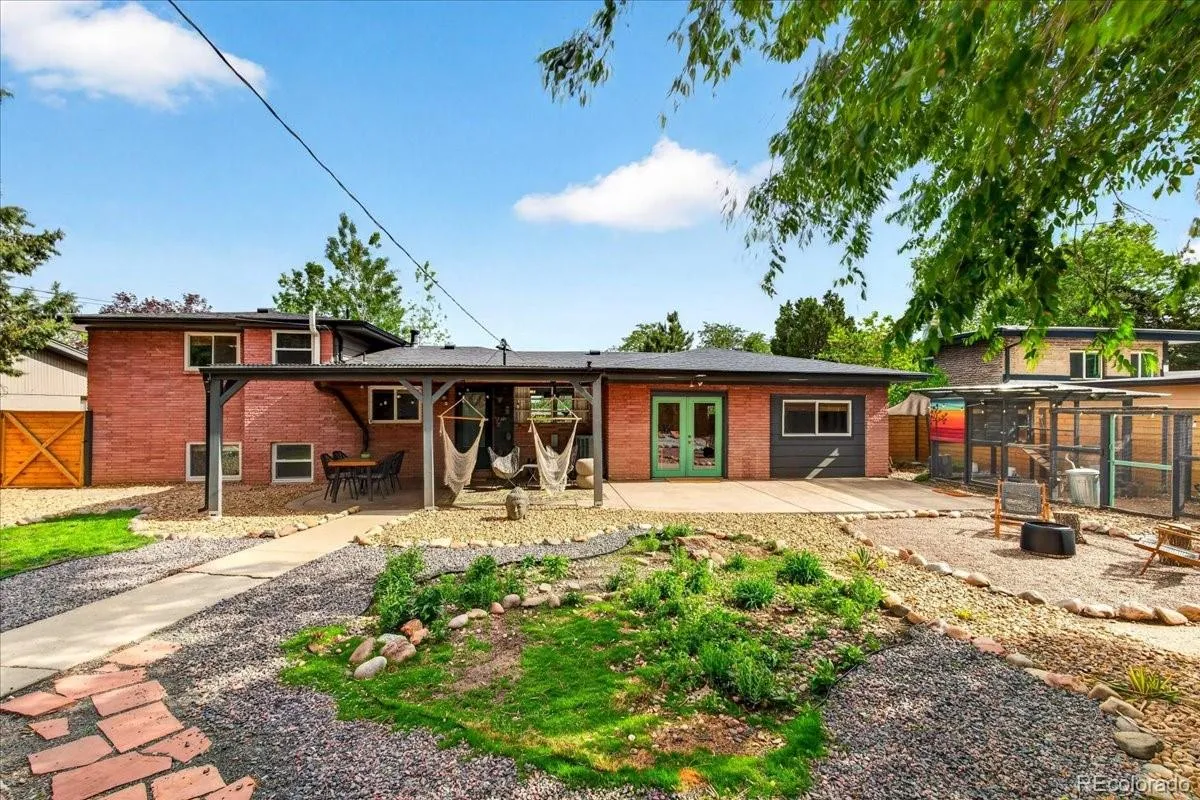 325 W Midway Boulevard Broomfield CO 80020 MLS #REC3634607 05242026213805 1200 34