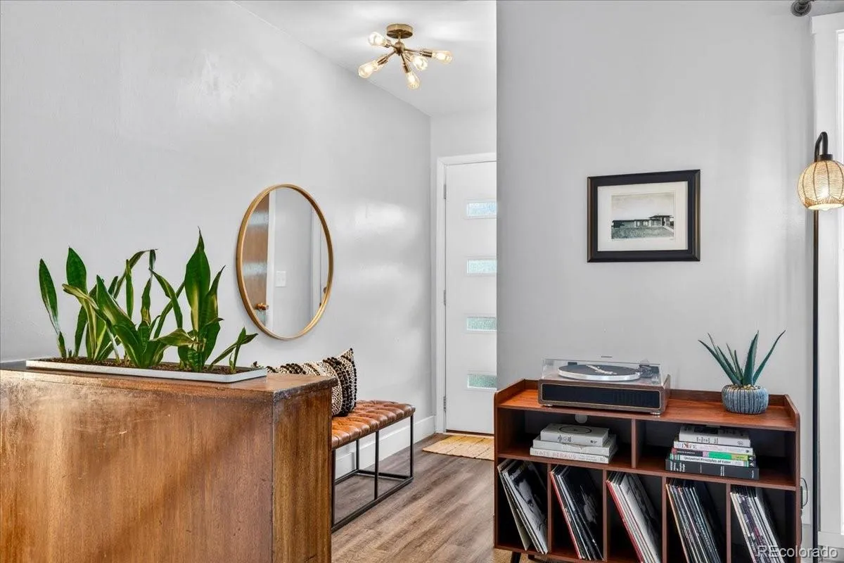 325 W Midway Boulevard Broomfield CO 80020 MLS #REC3634607 05242026213805 1200 4