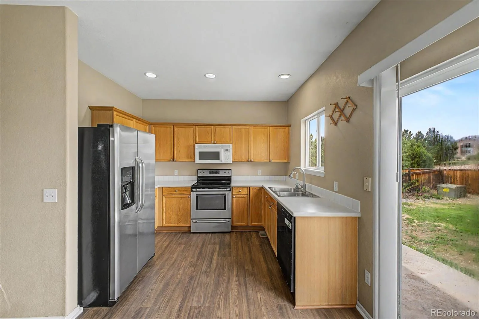 607 Balsa Drive Castle Rock CO 80104 MLS #REC3635266 05292026130659 1600 10