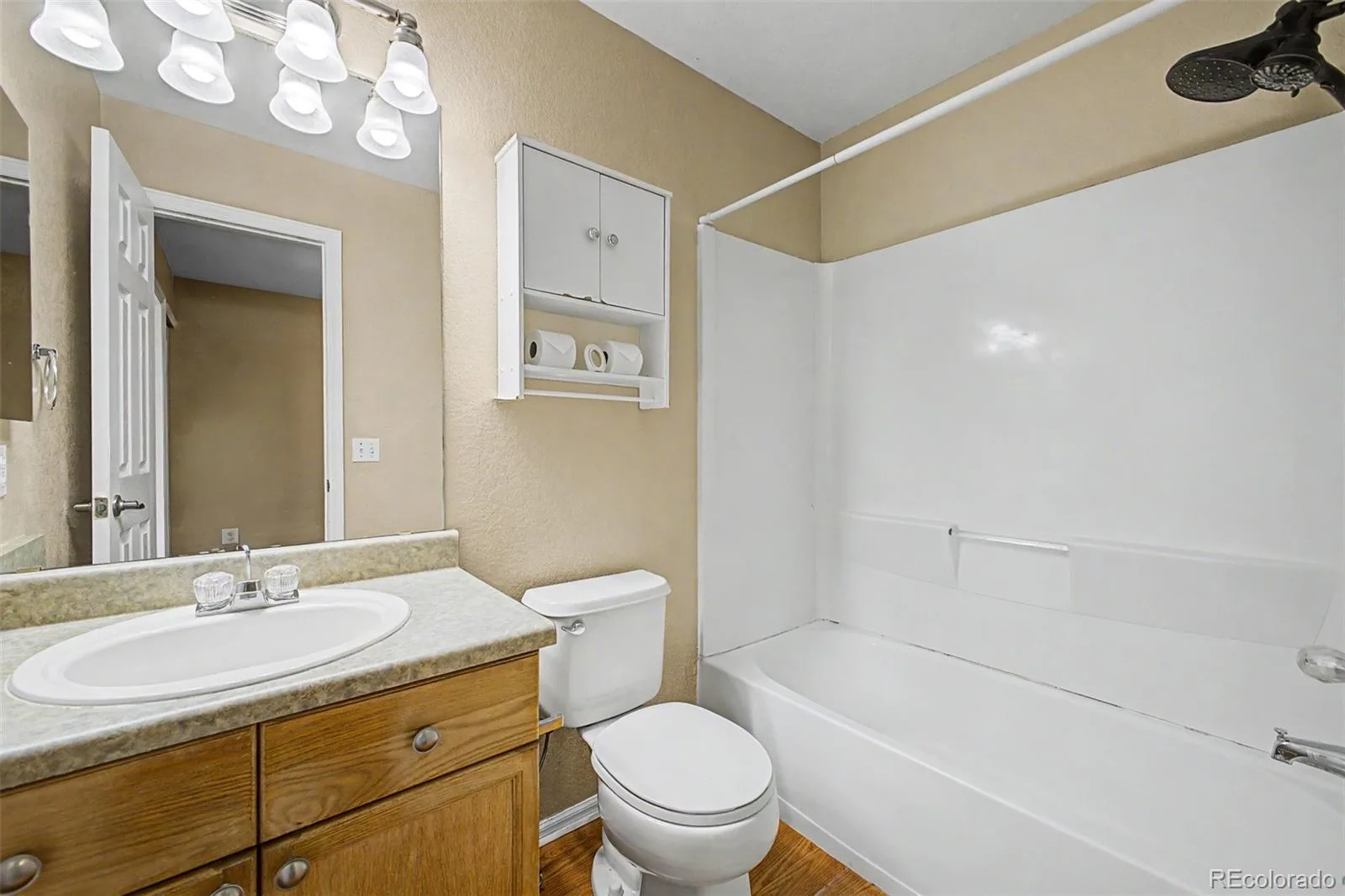 607 Balsa Drive Castle Rock CO 80104 MLS #REC3635266 05292026130659 1600 21