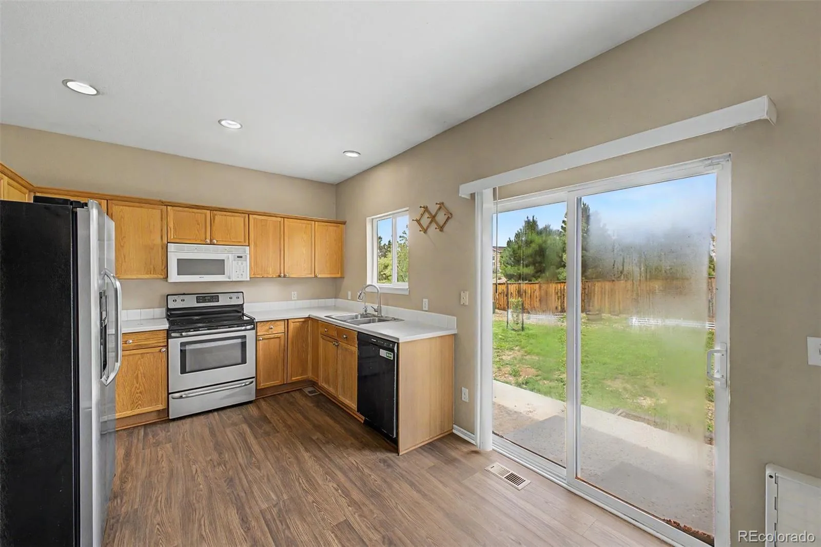 607 Balsa Drive Castle Rock CO 80104 MLS #REC3635266 05292026130659 1600 8