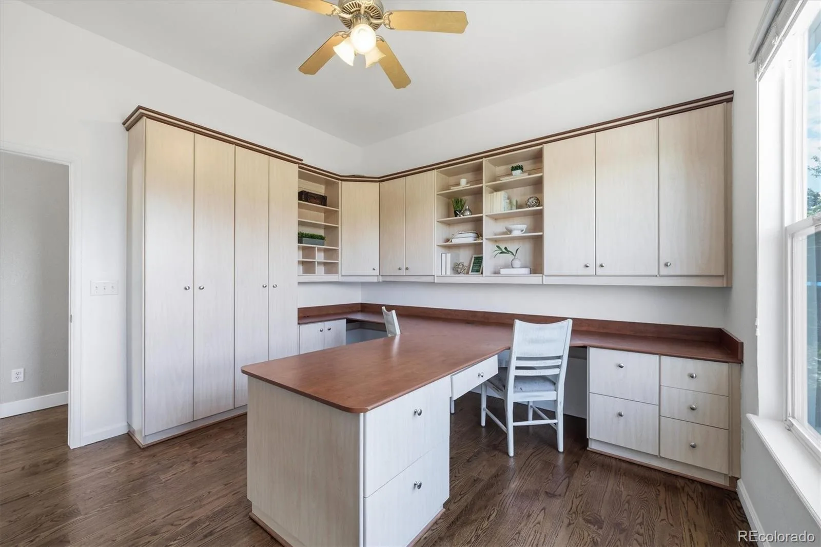 731 Briar Haven Drive Castle Pines CO 80108 | MLS #REC3636679 09012026053631 1600 18